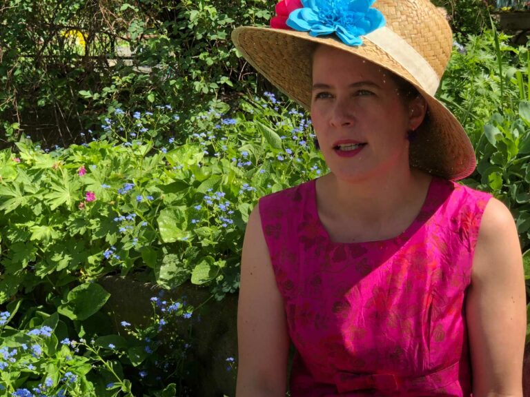 Unser Ensemble – Jenny Kirschblum als „Dr. Wanda Kuriosa“ und als „Engel Marie“